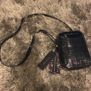 Tommy Hilfiger Crossbody Bag